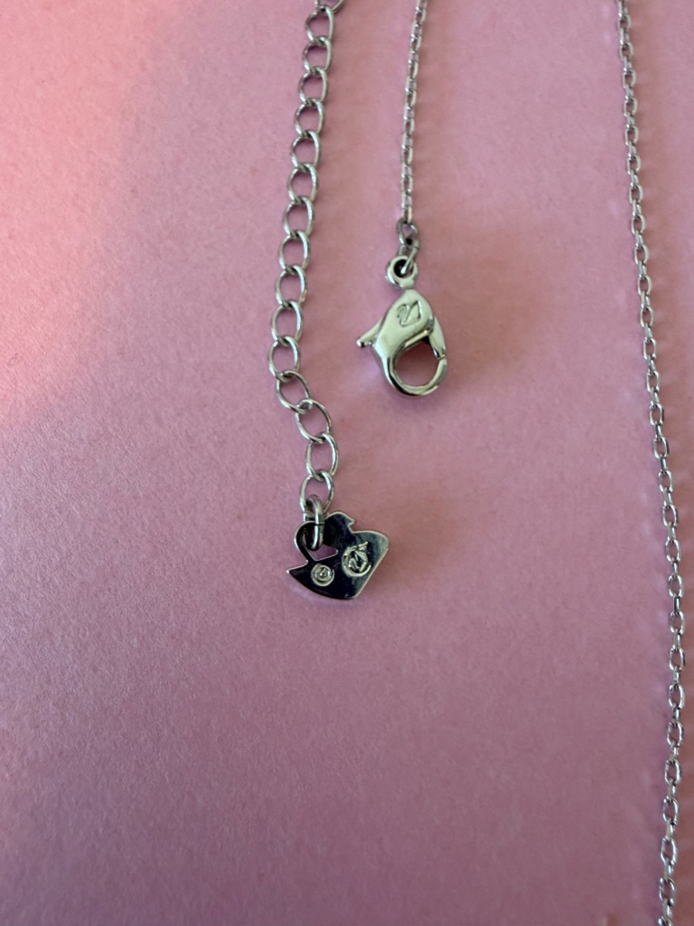Swarovski Three Stone Crystal Pendant Necklace Adjustable - Picture 3 of 6